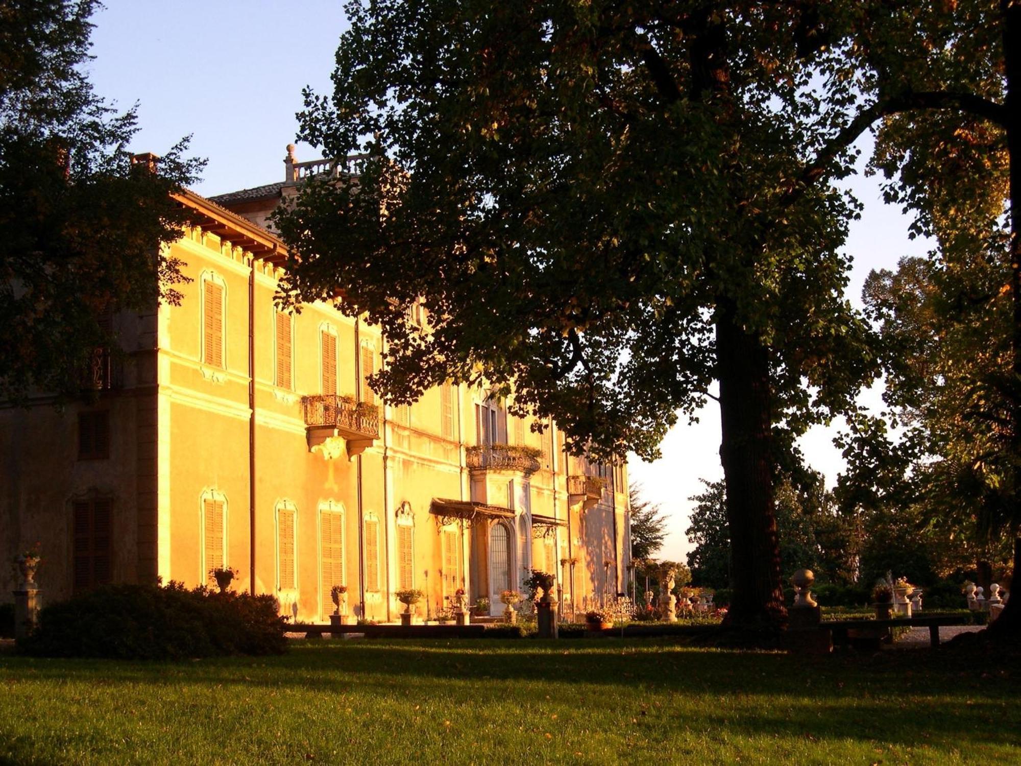 Villa Cagnola Schianno Exteriör bild